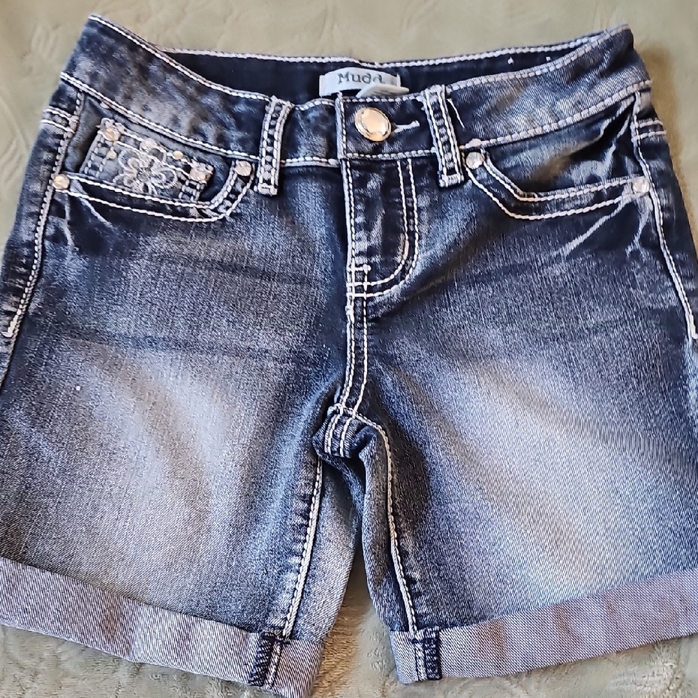 Mudd Indigo Jean Shorts with Floral Detail